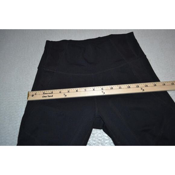 30164 Athleta Gym Pants Leggings Capris Workout Black Size Small Womens - Picture 8 of 12